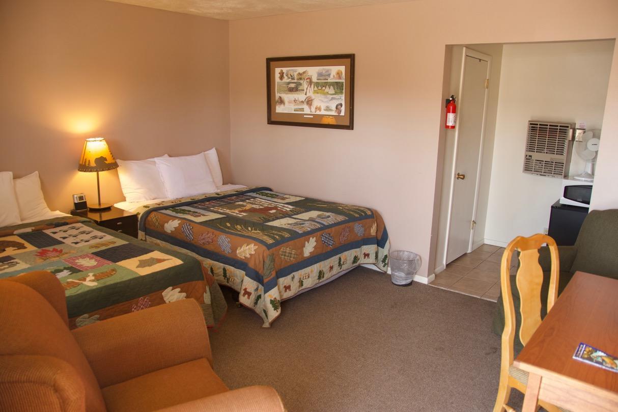 Yellowstone Holiday Motelウェスト・イエローストーン エクステリア 写真